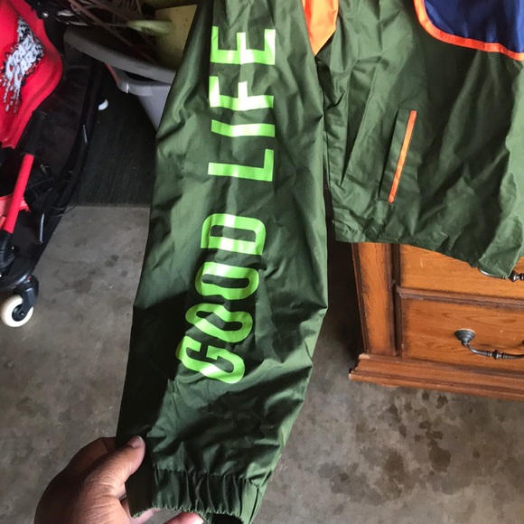 Big Boys rain jacket - Picture 3 of 8